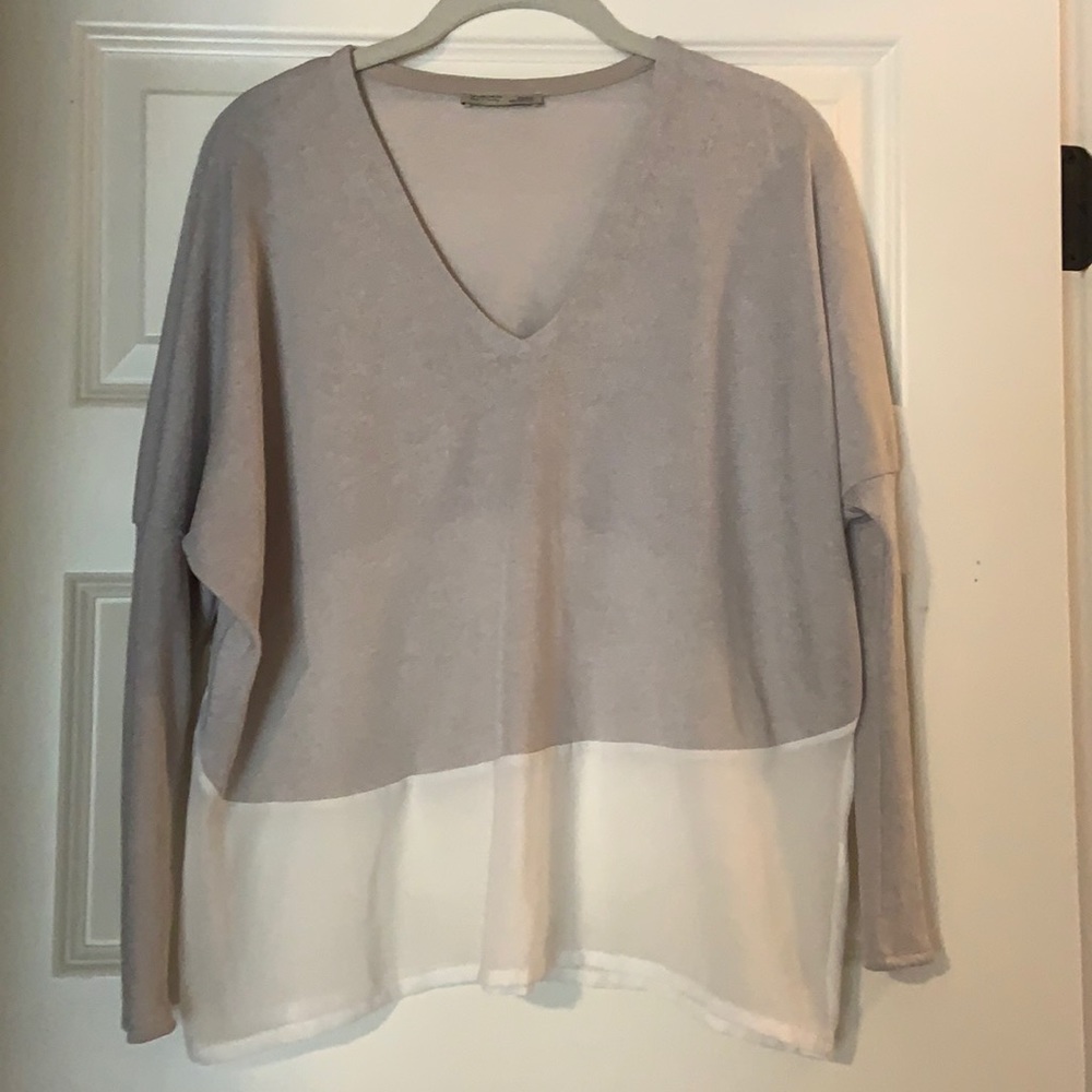 Zara Women’s Lightweight Sweater